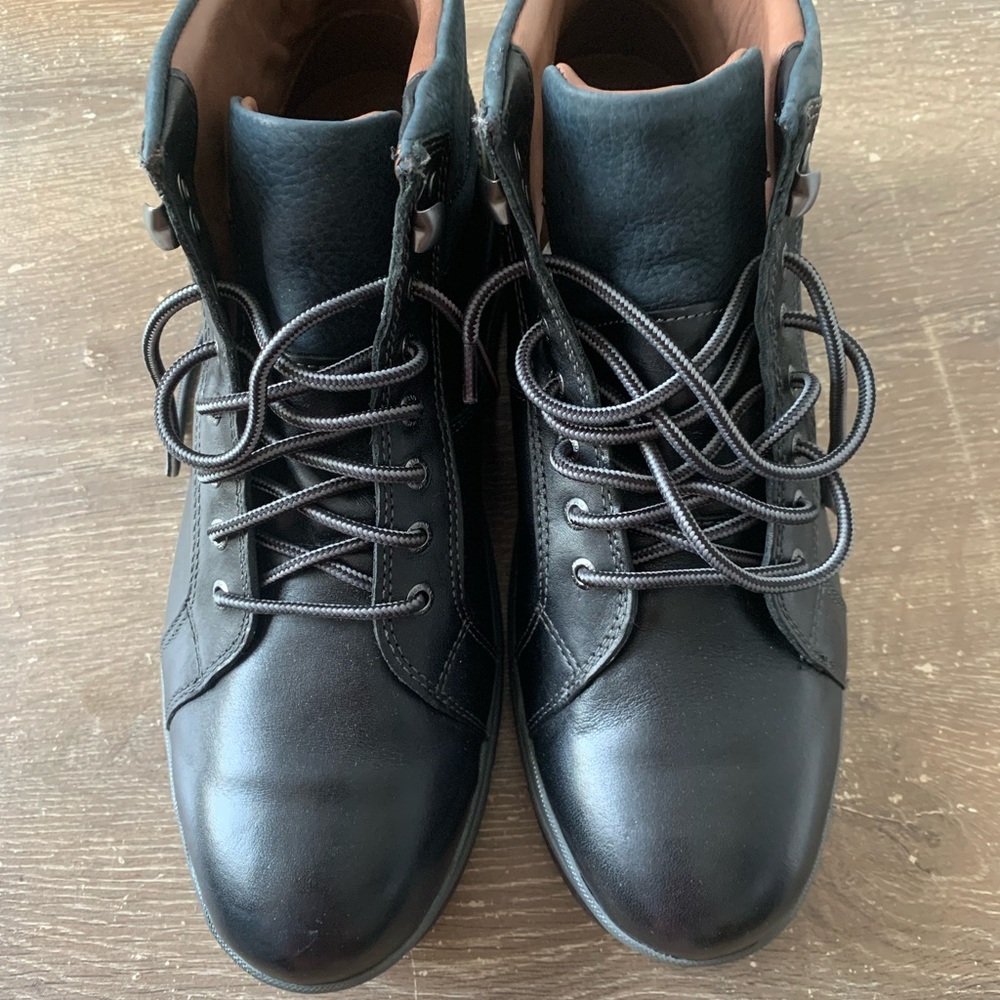 Johnston & Murphy Cahill Alpine mens black boots